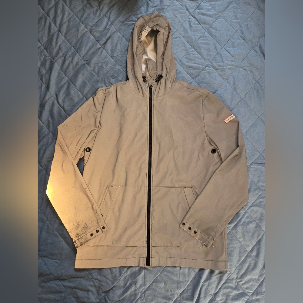 Hunter Men's Light Gray Hooded Raincoat